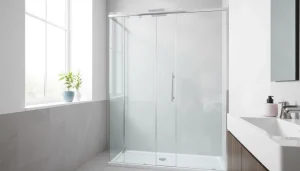 Découvrez la paroi de douche 150x200 avec son design élégant en verre transparent, ajoutant une touche moderne à votre salle de bain.